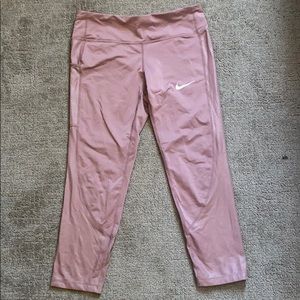 Nike dry fit Capris leggings